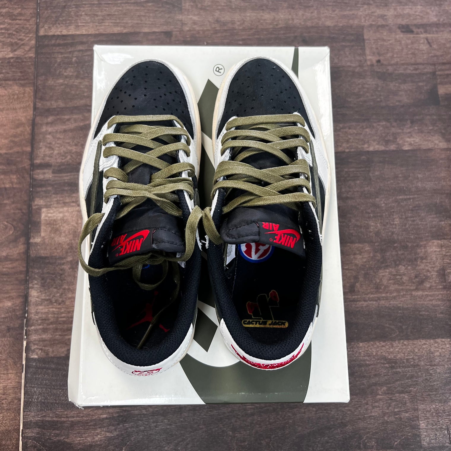 Travis Scott Medium Olive Jordan 1 Low (W) (USED)