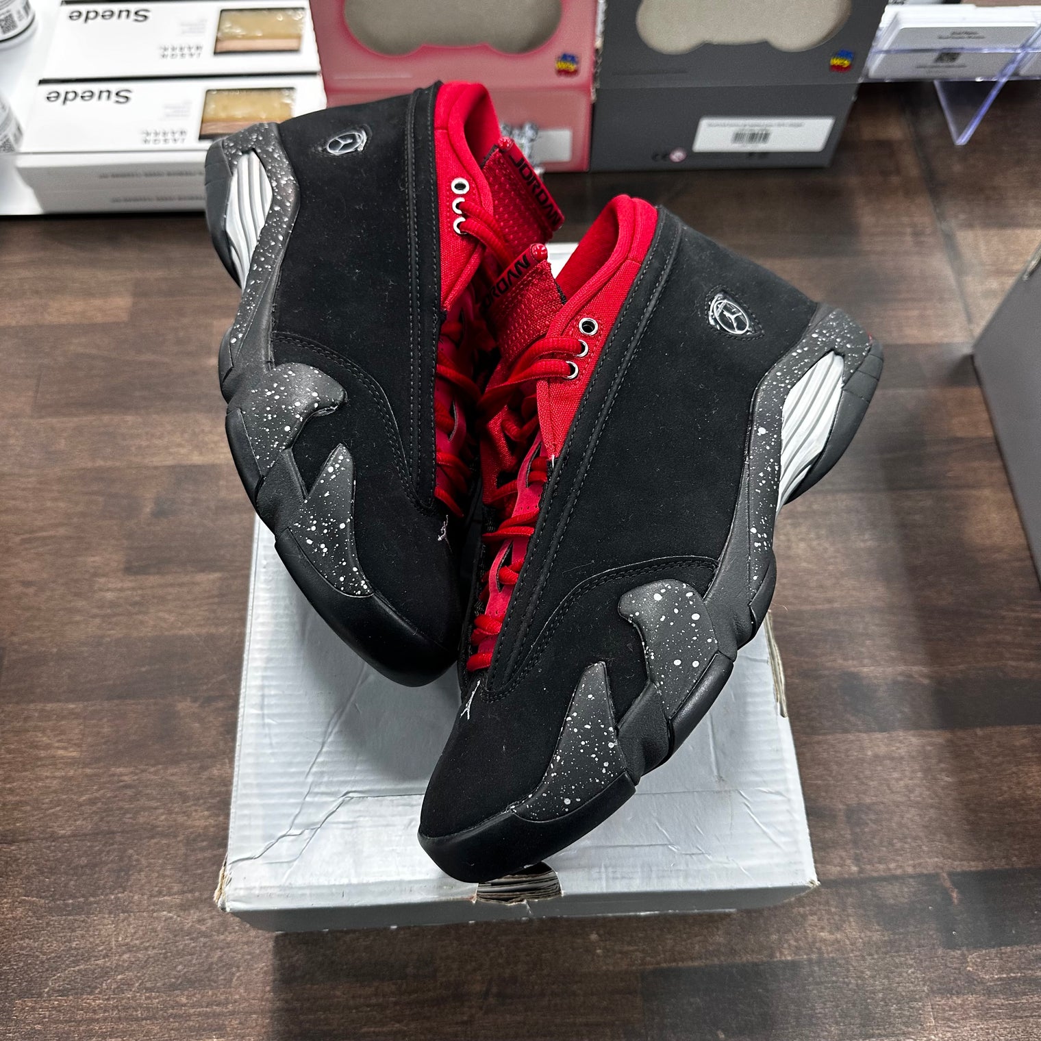 (W) Red Lipstick Jordan 14 (USED)