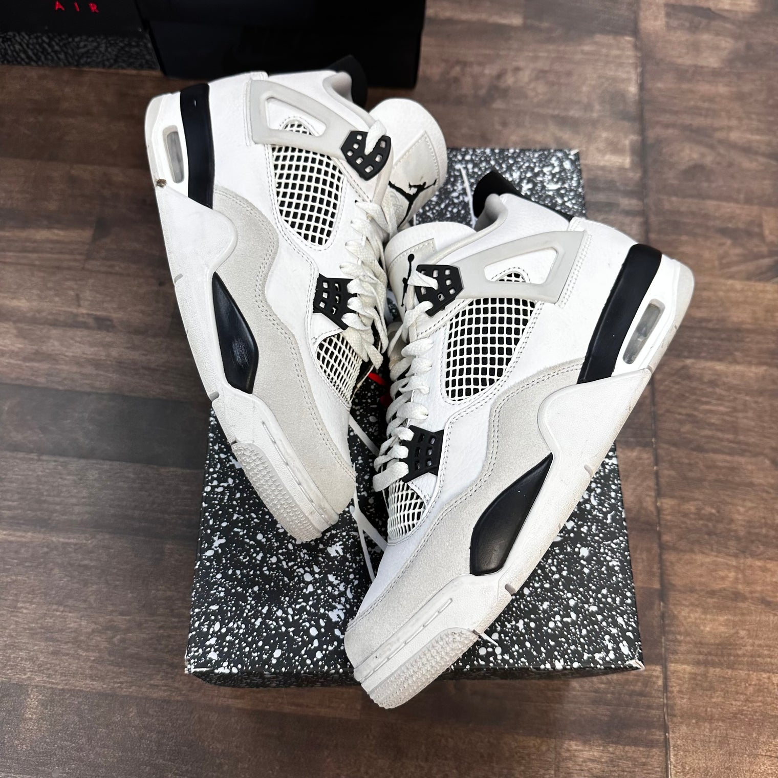 Military Black Jordan 4 (USED)