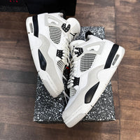 Military Black Jordan 4 (USED)