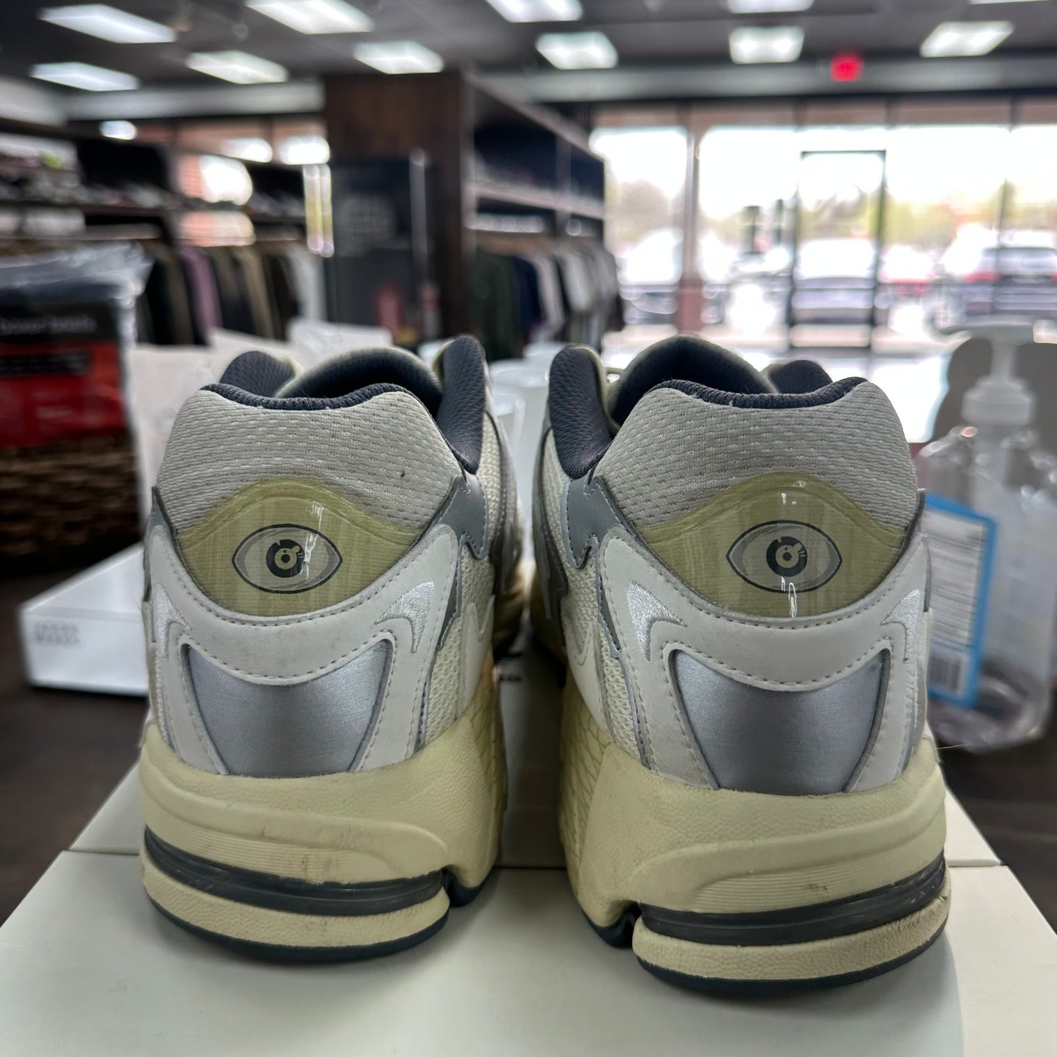 Bad Bunny adidas Response CL (USED)