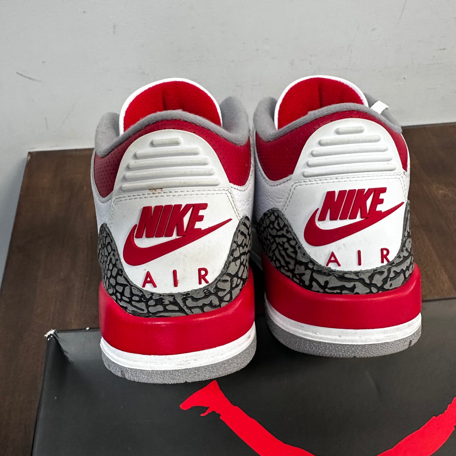 Fire Red Jordan 3 (USED)