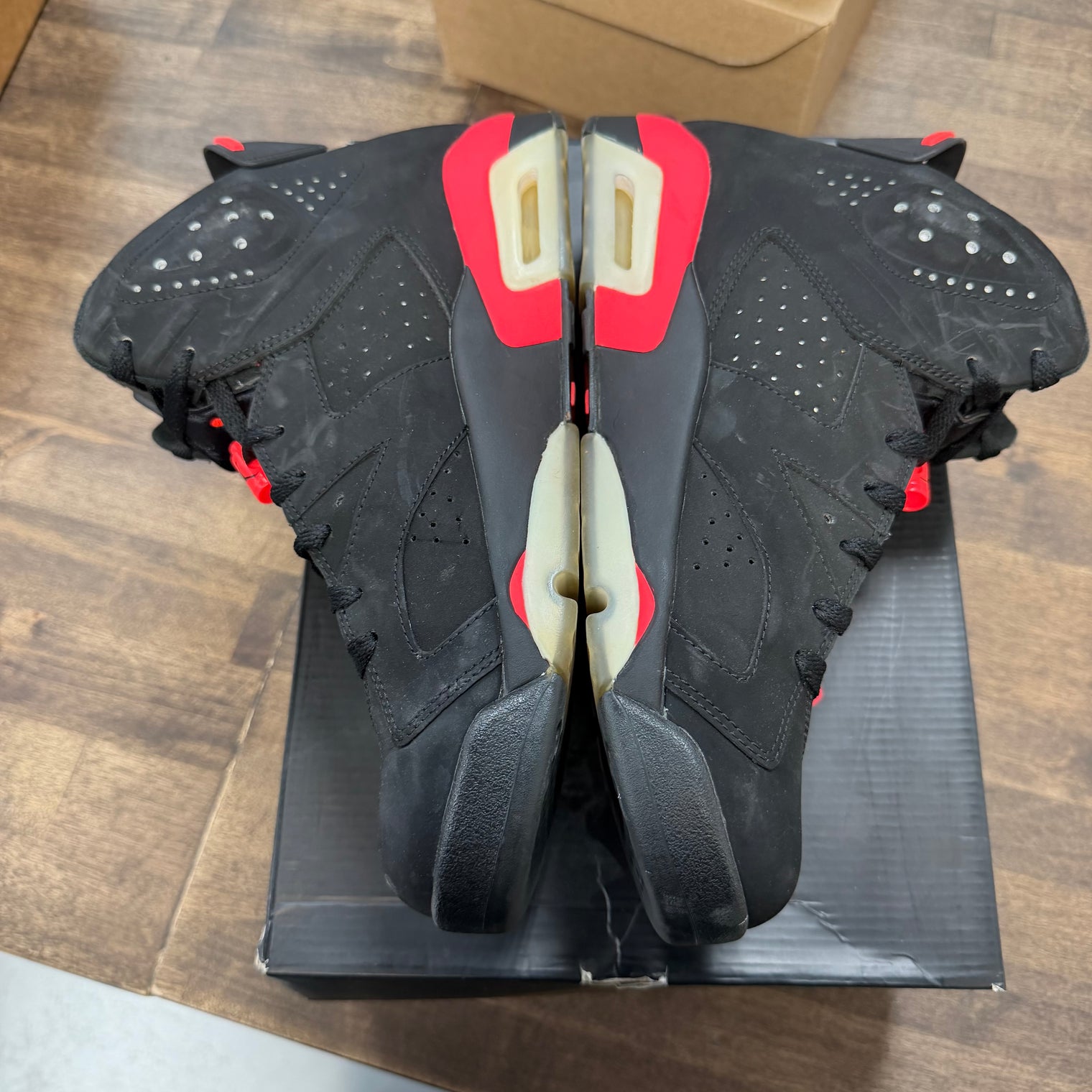 Infrared Jordan 6 Retro 2014 (USED)