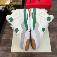Jordan 4 Retro SB Pine Green (USED)