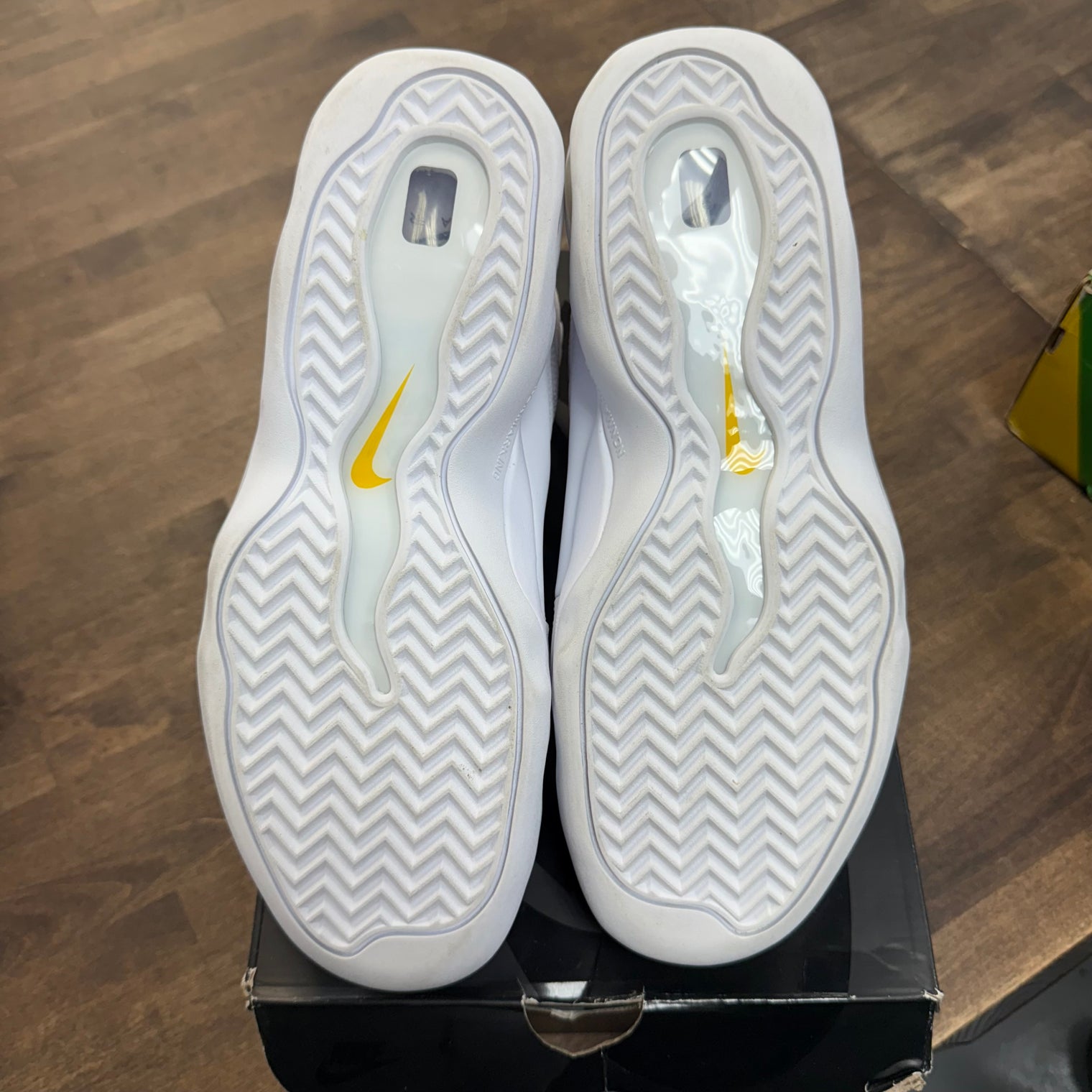 Supreme Air Bakin SP White (USED)