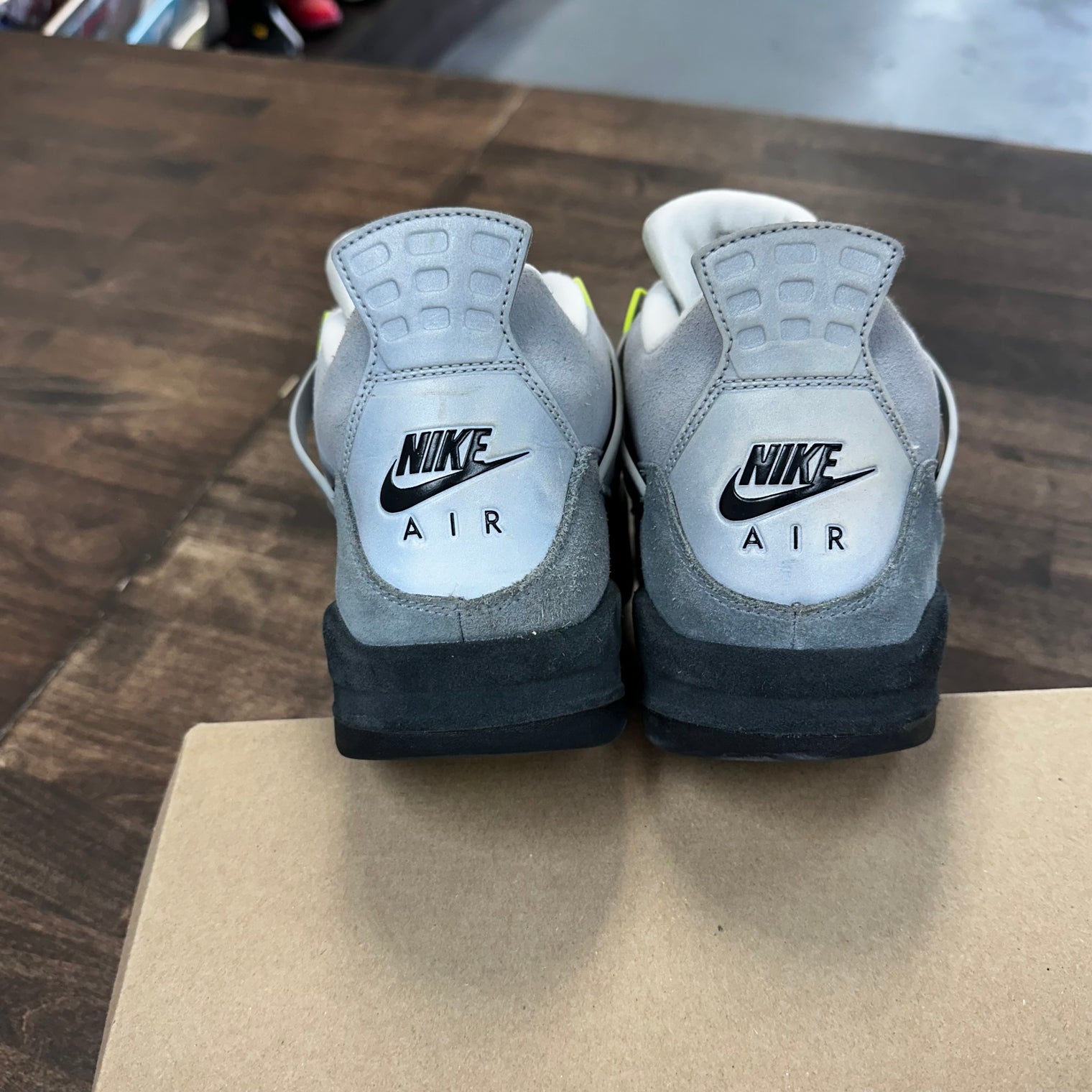 Neon 95 Jordan 4 (USED,No Box)