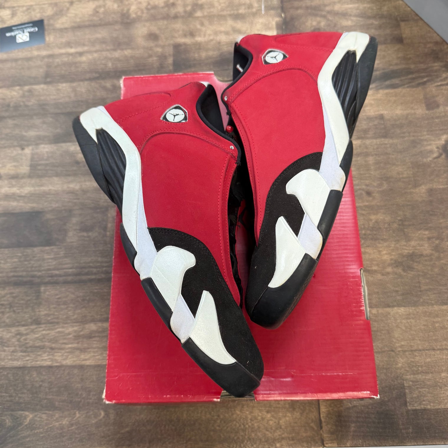 Toro Red Jordan 14 Retro (USED)