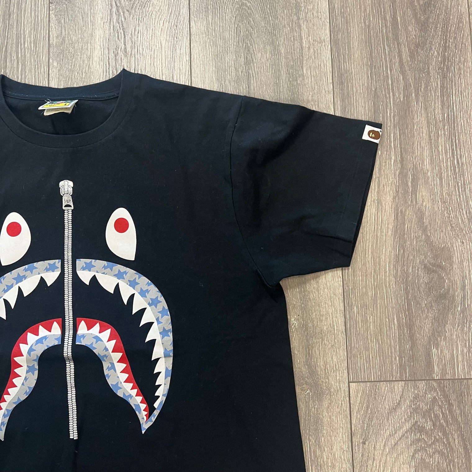 Bathing Ape Bape Shark Face (USED)