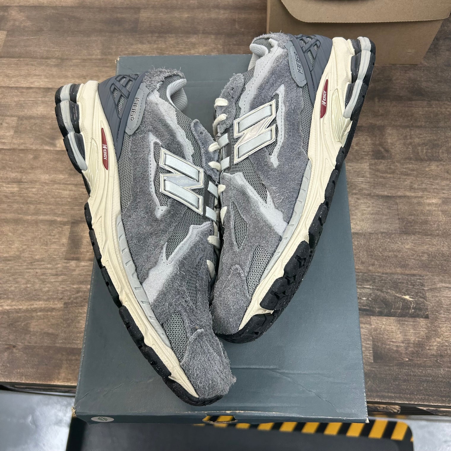 Protection Pack Harbor Grey New Balance 1906D (USED)