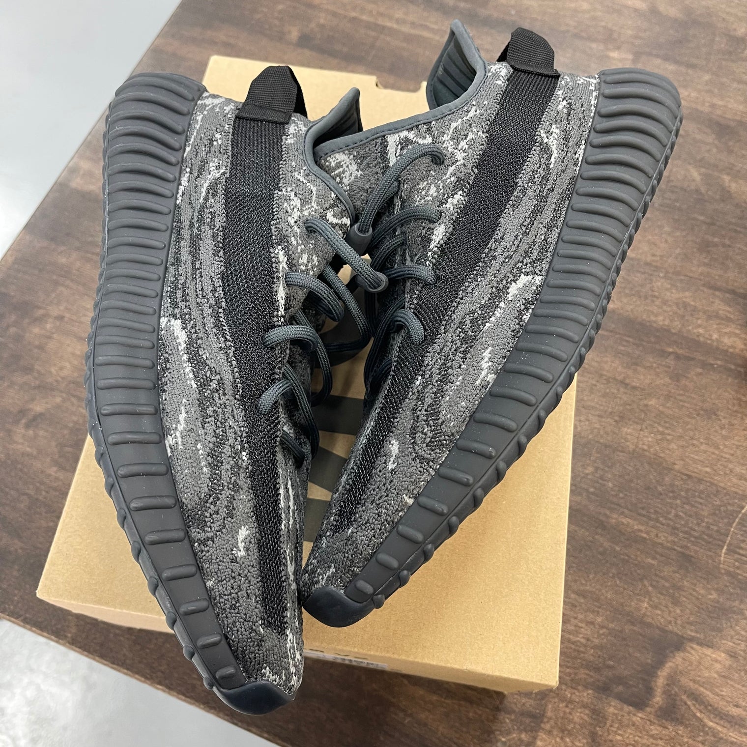 MX Dark Salt Yeezy 350 (USED)