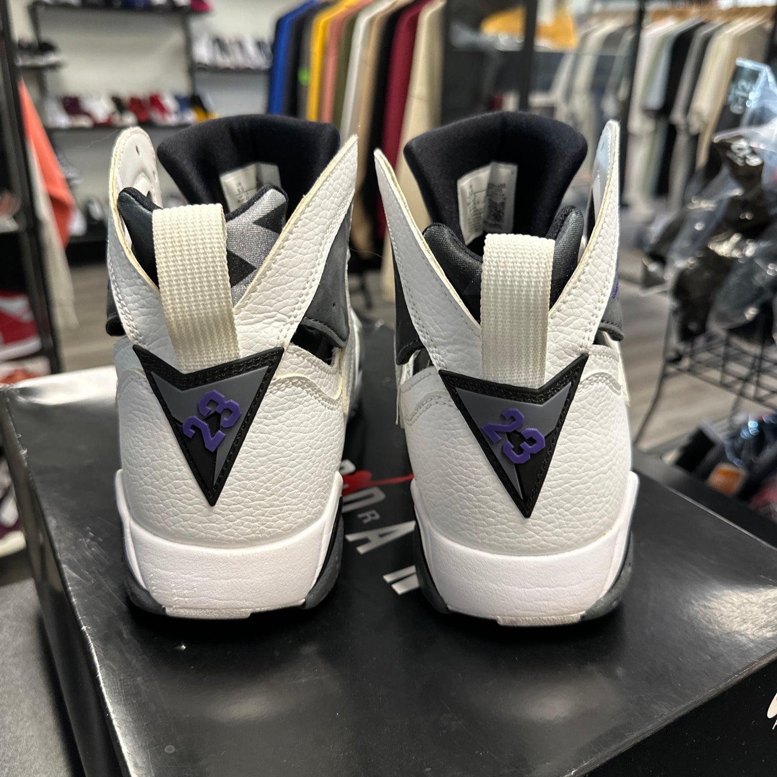 Flint Jordan 7 (USED)