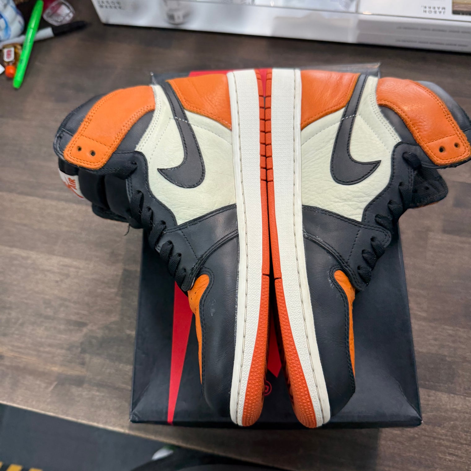 Shattered Backboard Jordan 1 Retro (USED)