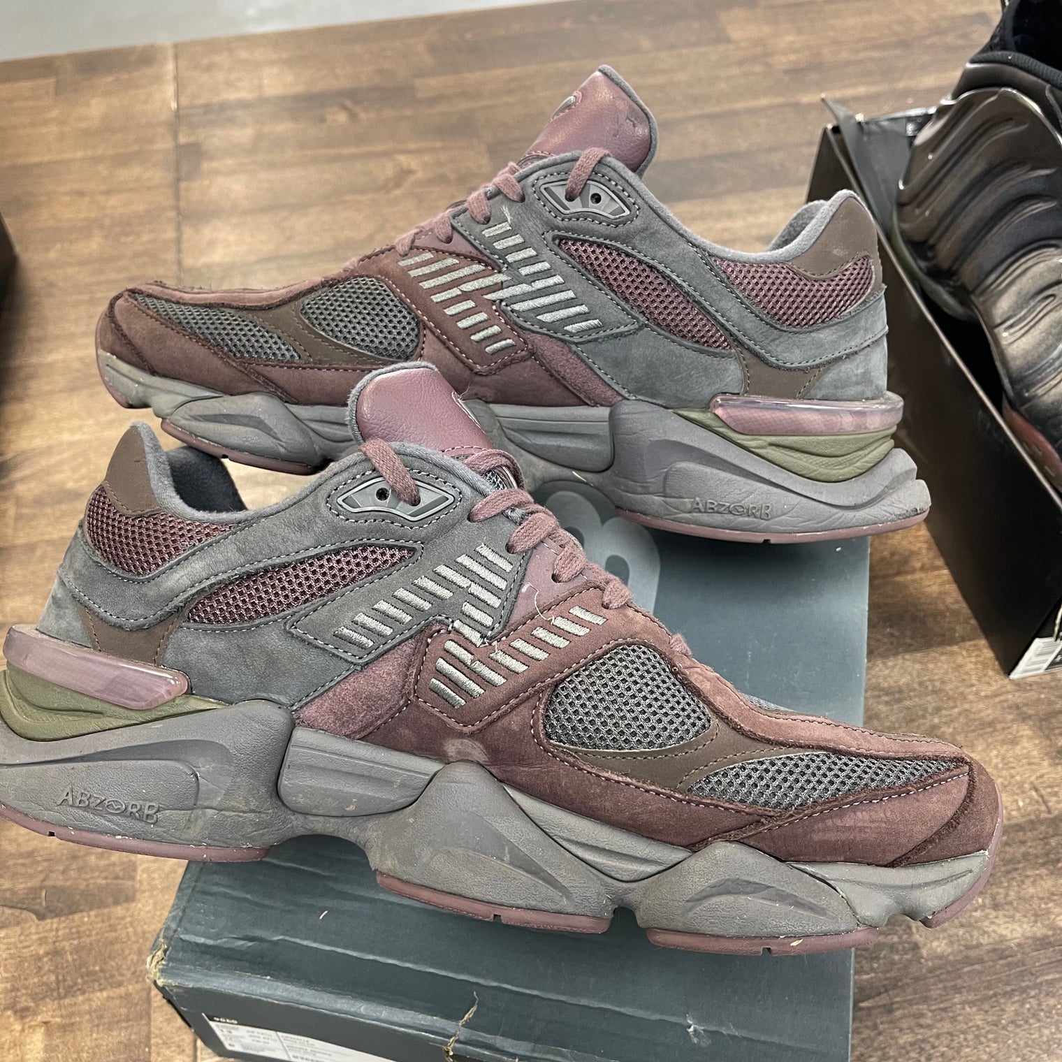 Truffle Rich Earth Magnet New Balance 9060 (USED)