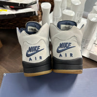 A Ma Maniere Jordan 5 Dawn (USED)