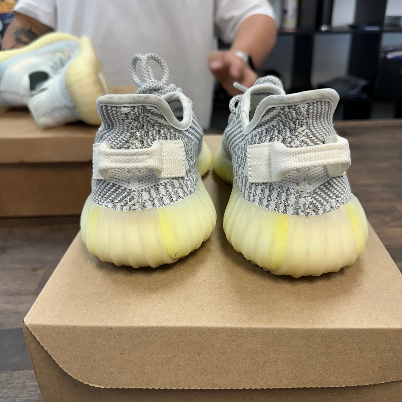 Static Yeezy 350 (USED,No Box)