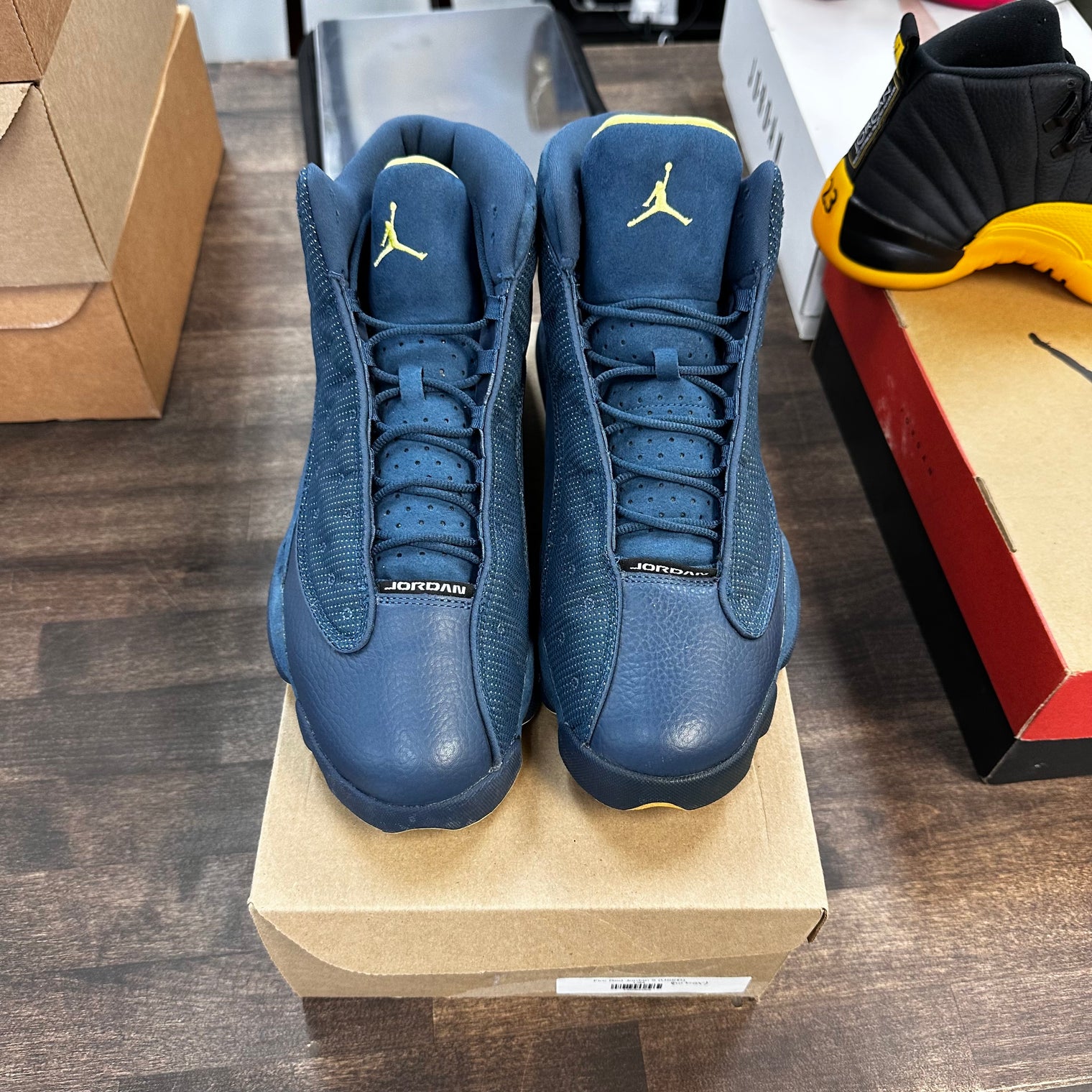 Squadron Jordan 13 (early signs of separation) (USED,No Box)