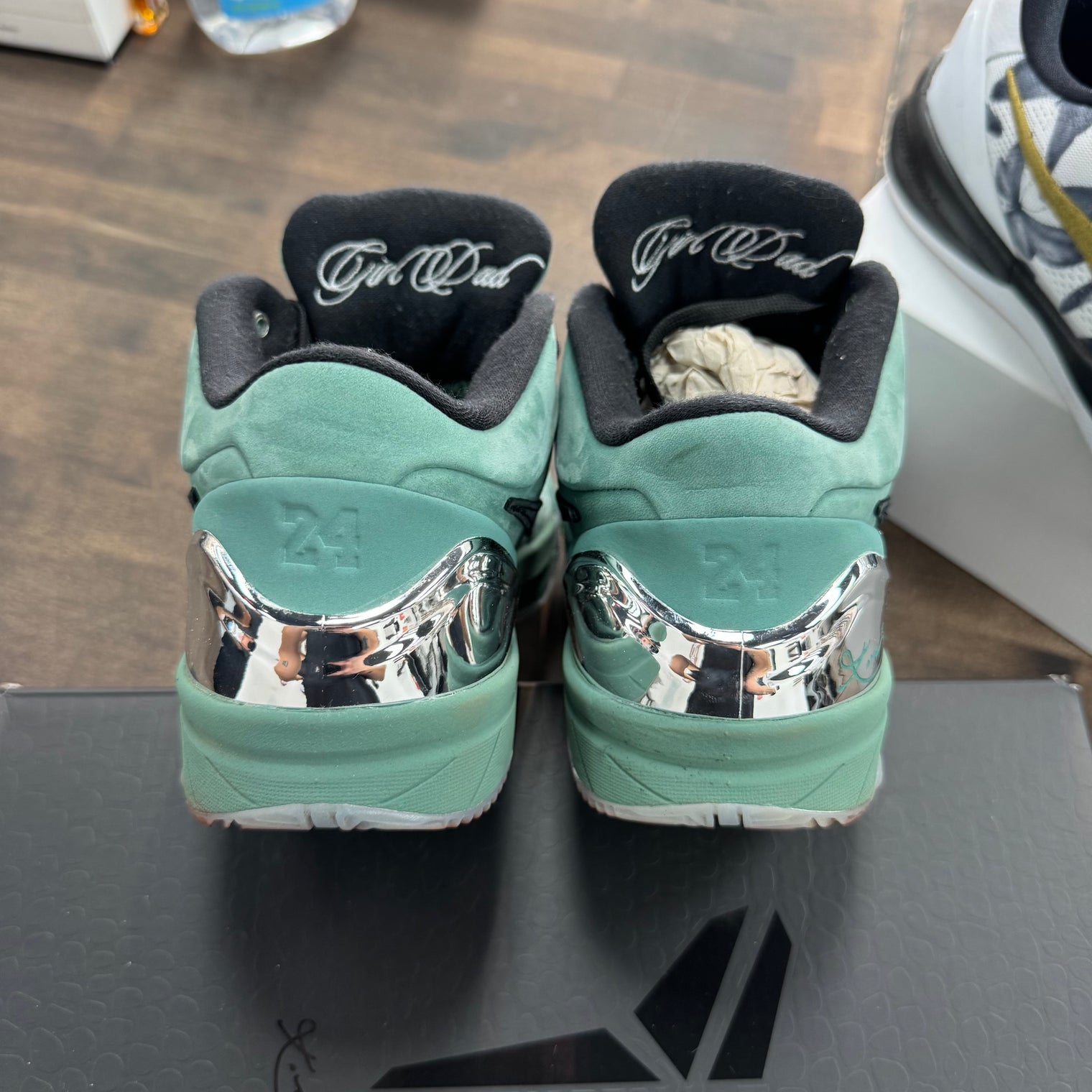 Girl Dad Kobe 4 Protro (USED)