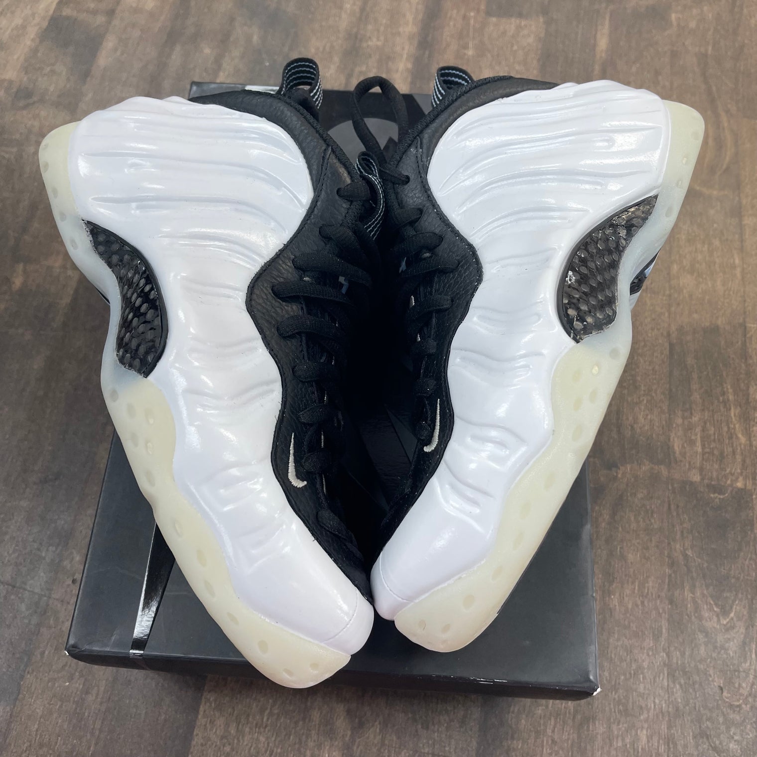 Penny PE Foamposite One (USED)