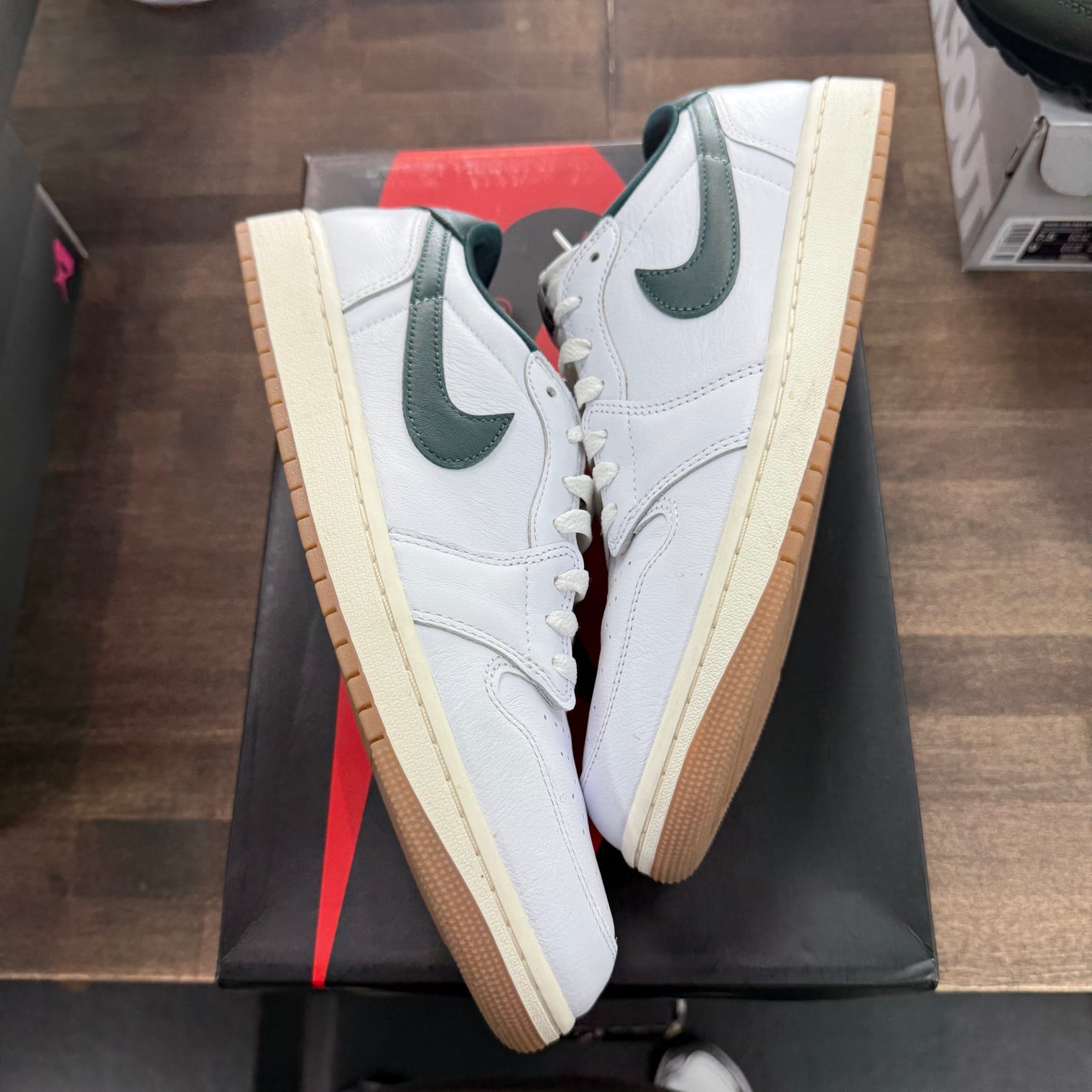 Oxidized Green Jordan 1 Low (W) (USED)