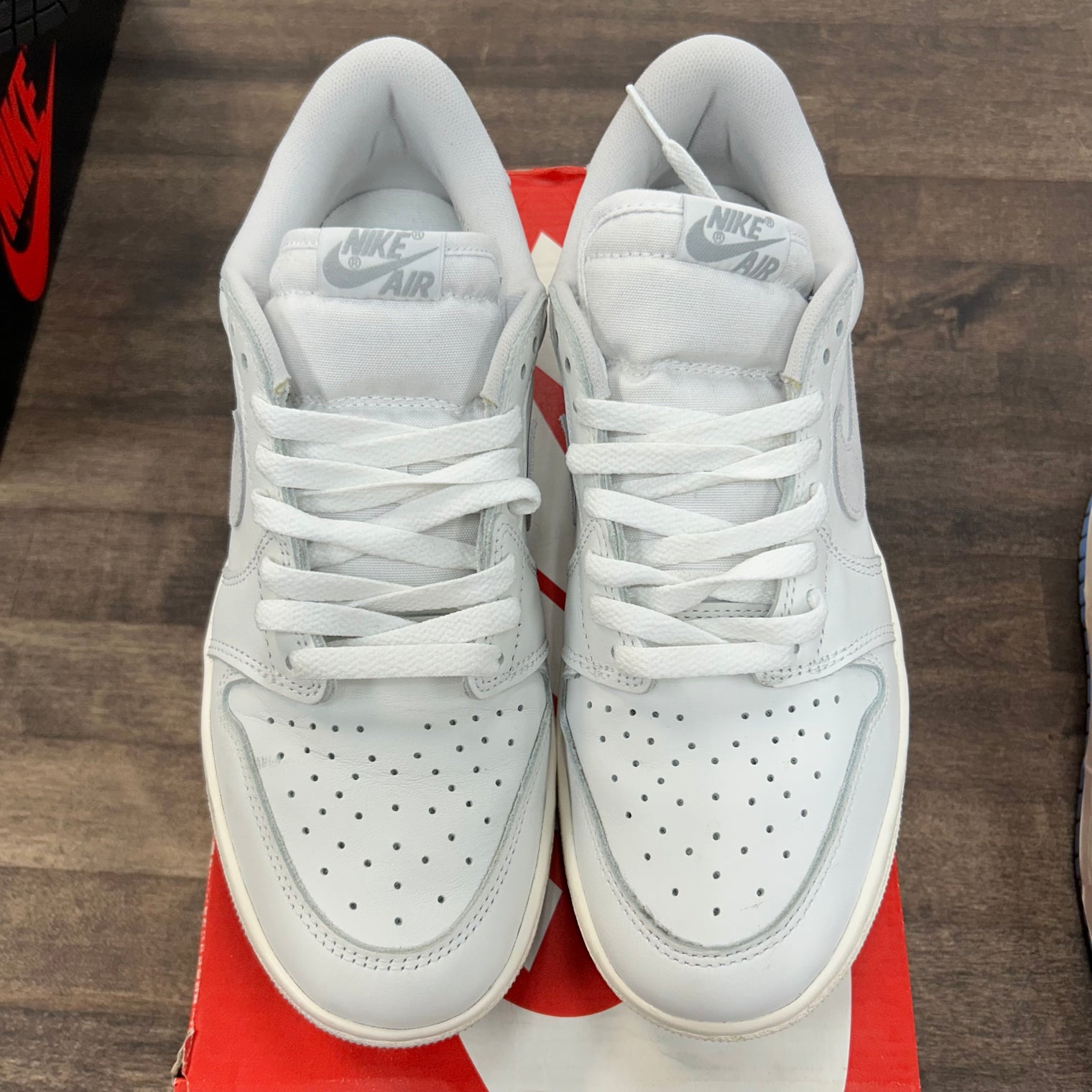 Neutral Grey Jordan 1 Low 85 (USED, Replacement Box)