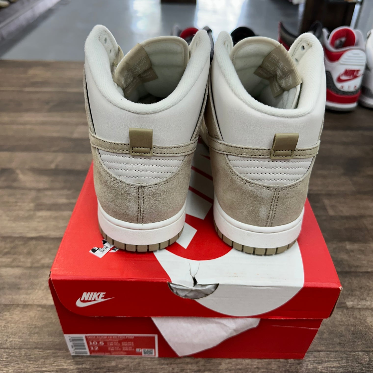 Tan Suede White Nike Dunk High (USED)