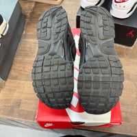 Triple Black Nike Zoom Vomero 5 (USED)