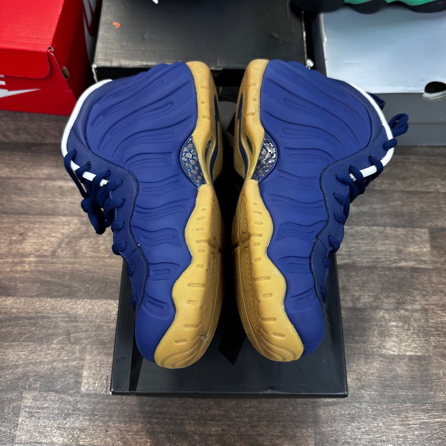 Blue Void University Red Foamposite Pro (USED)