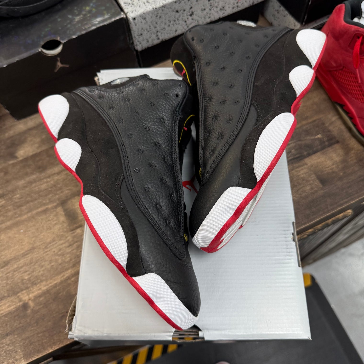 Playoff Jordan 13 Retro (2023) (USED)