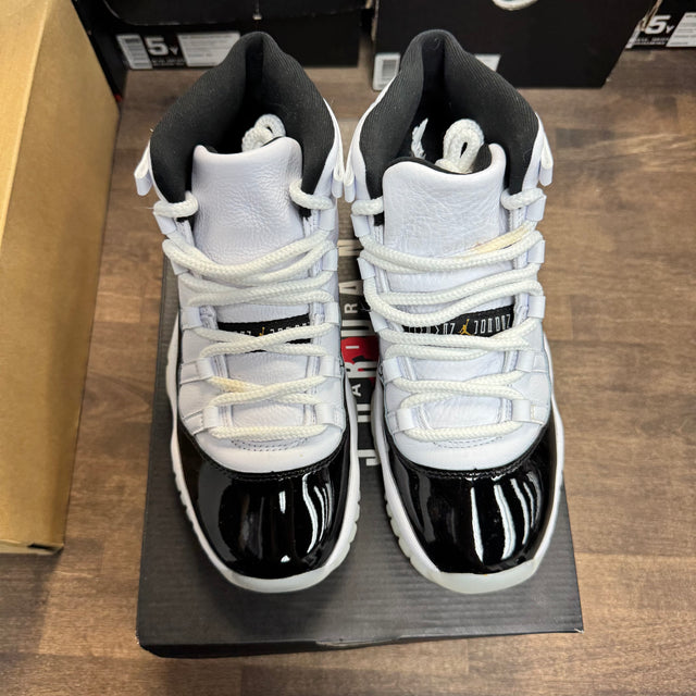 Gratitude Jordan 11 (GS) (USED)