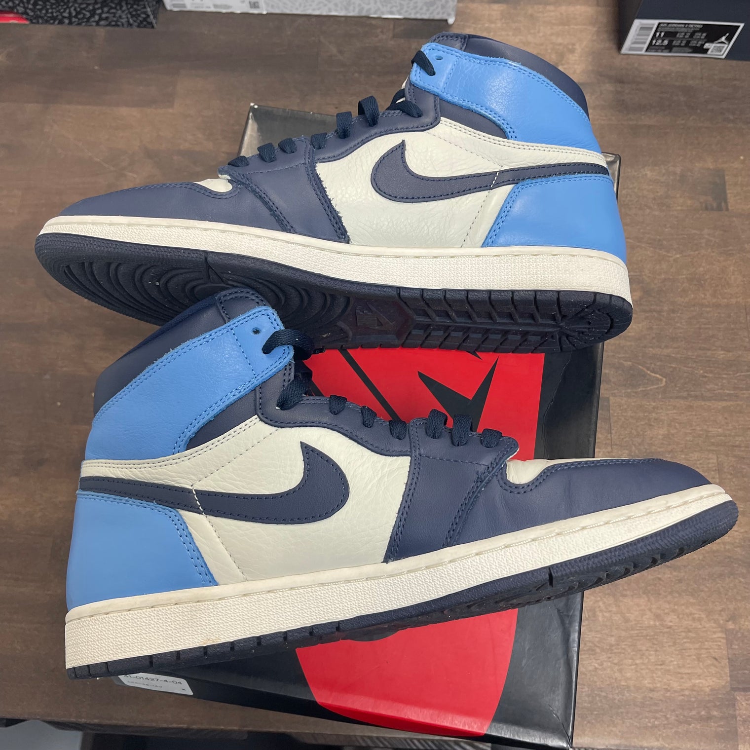 Obsidian Jordan 1 High (USED)