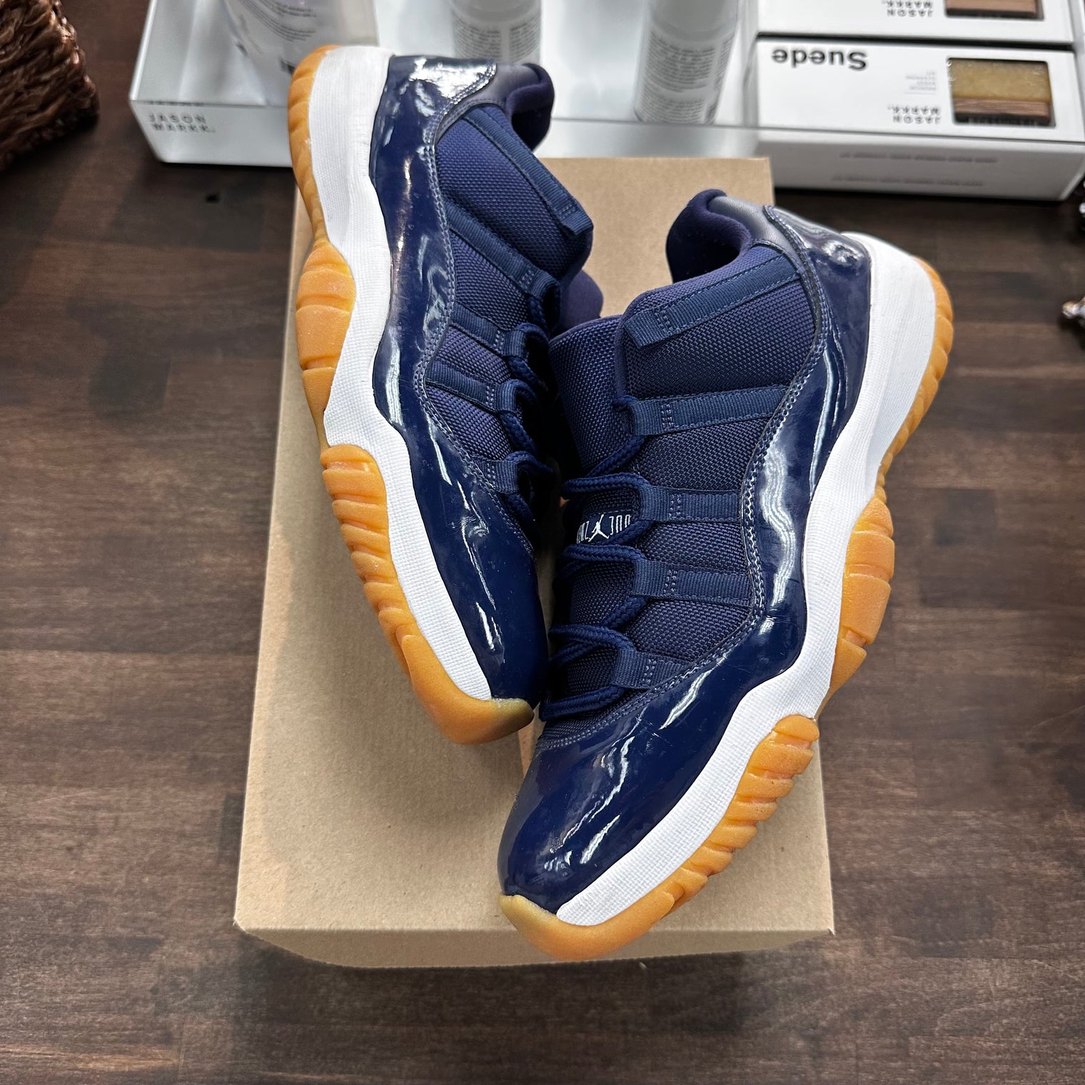 Navy Gum Jordan 11 Low (USED,No Box)