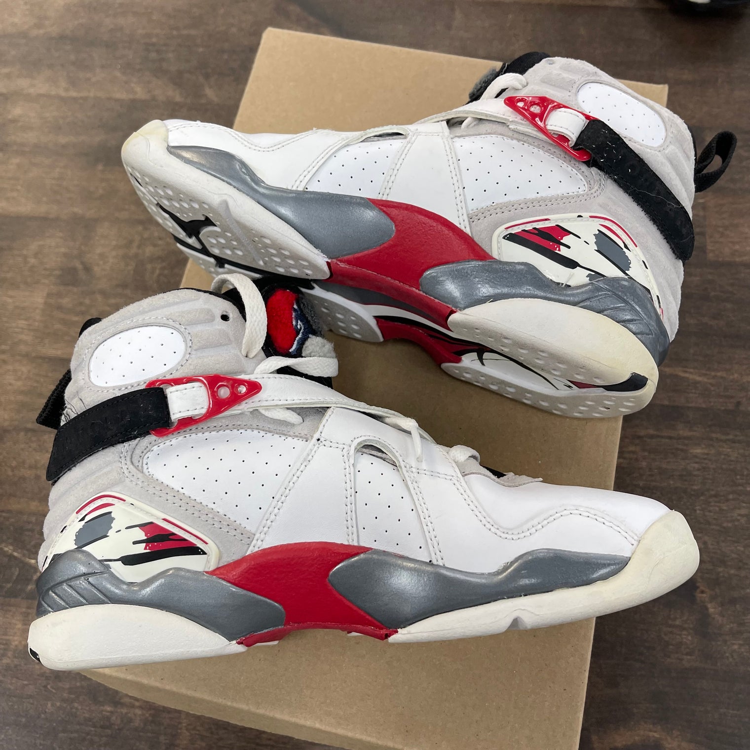 Bugs Bunny Jordan 8 (2013) (GS) (USED, No Box)