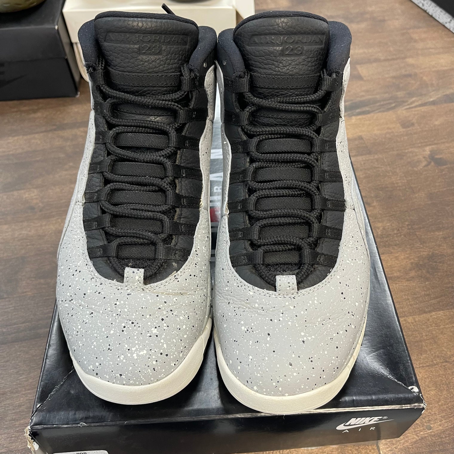 Light Smoke Grey Jordan 10 (USED)