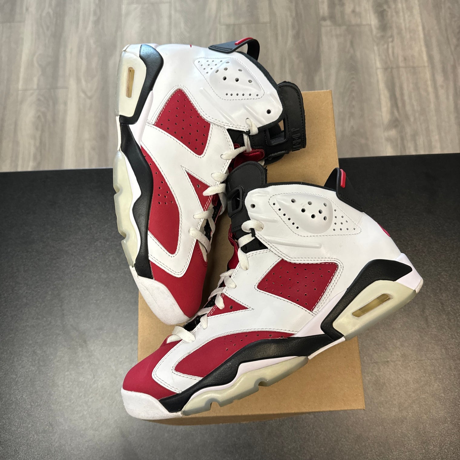 Carmine Jordan 6 (USED, No Box)