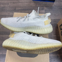 Light Yeezy 350 (USED)