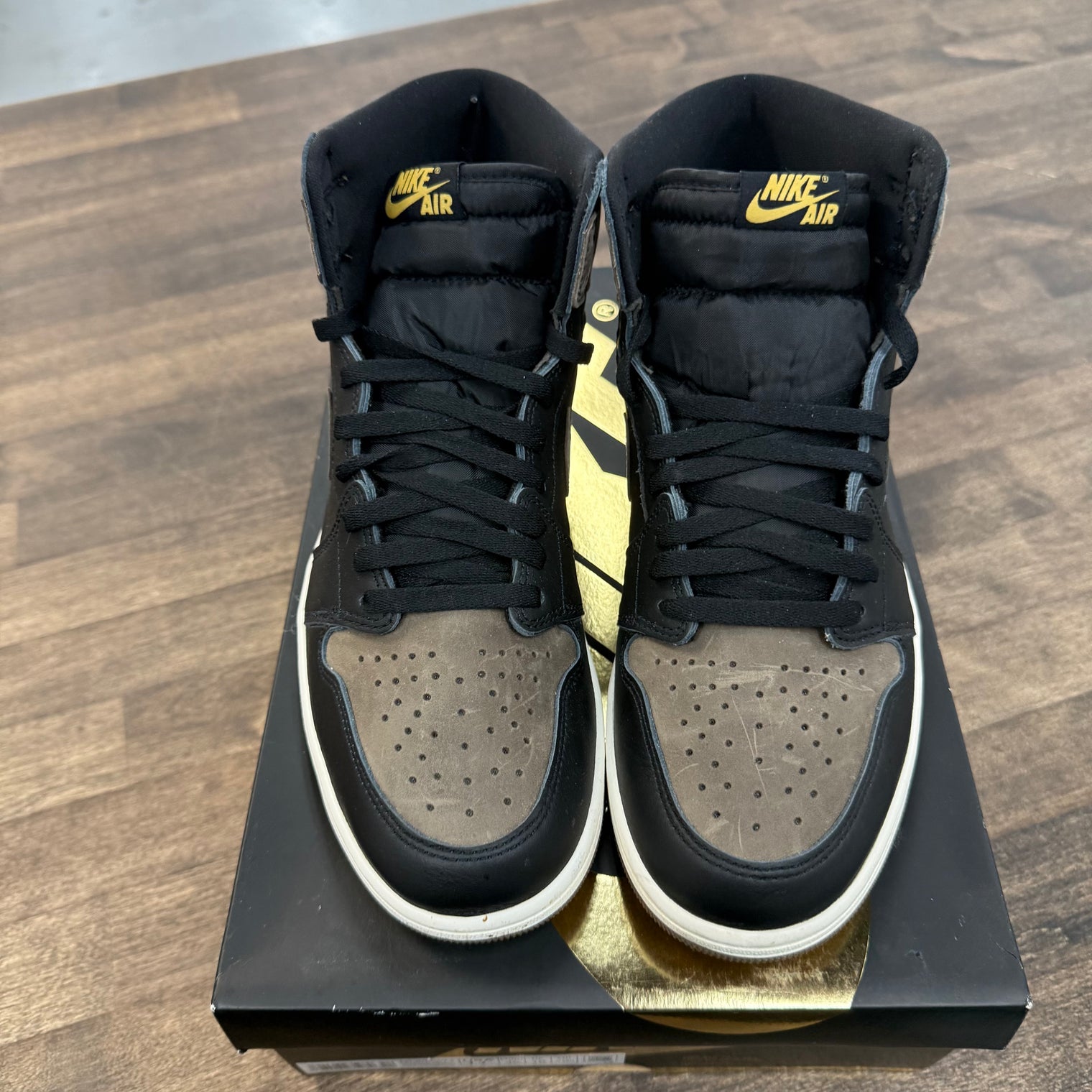 Palomino Jordan 1 High (USED)
