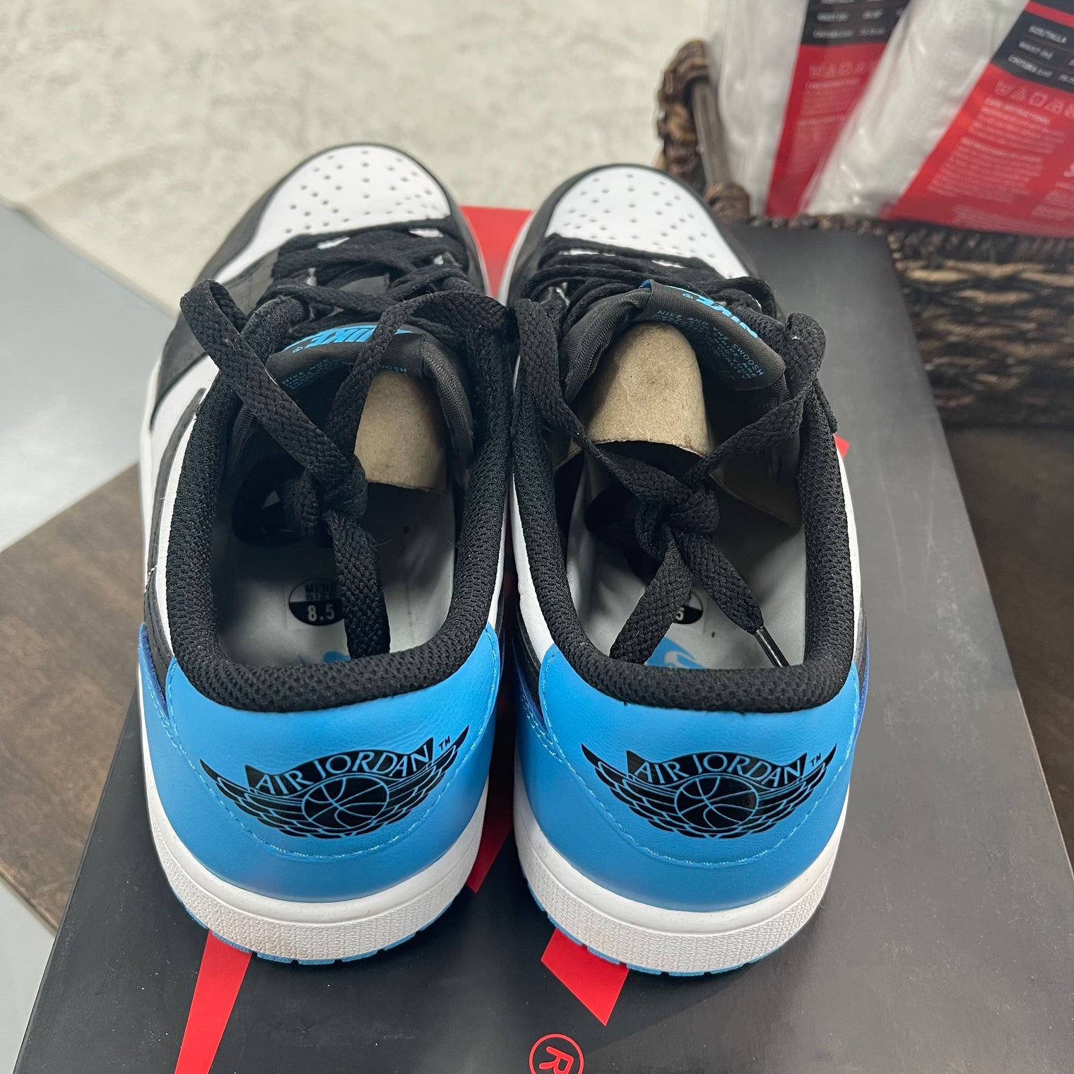 Powder Blue Jordan 1 Low (USED)