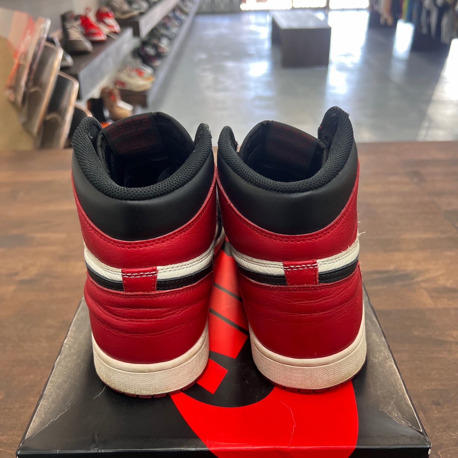 Bred Toe Jordan 1 High (USED)