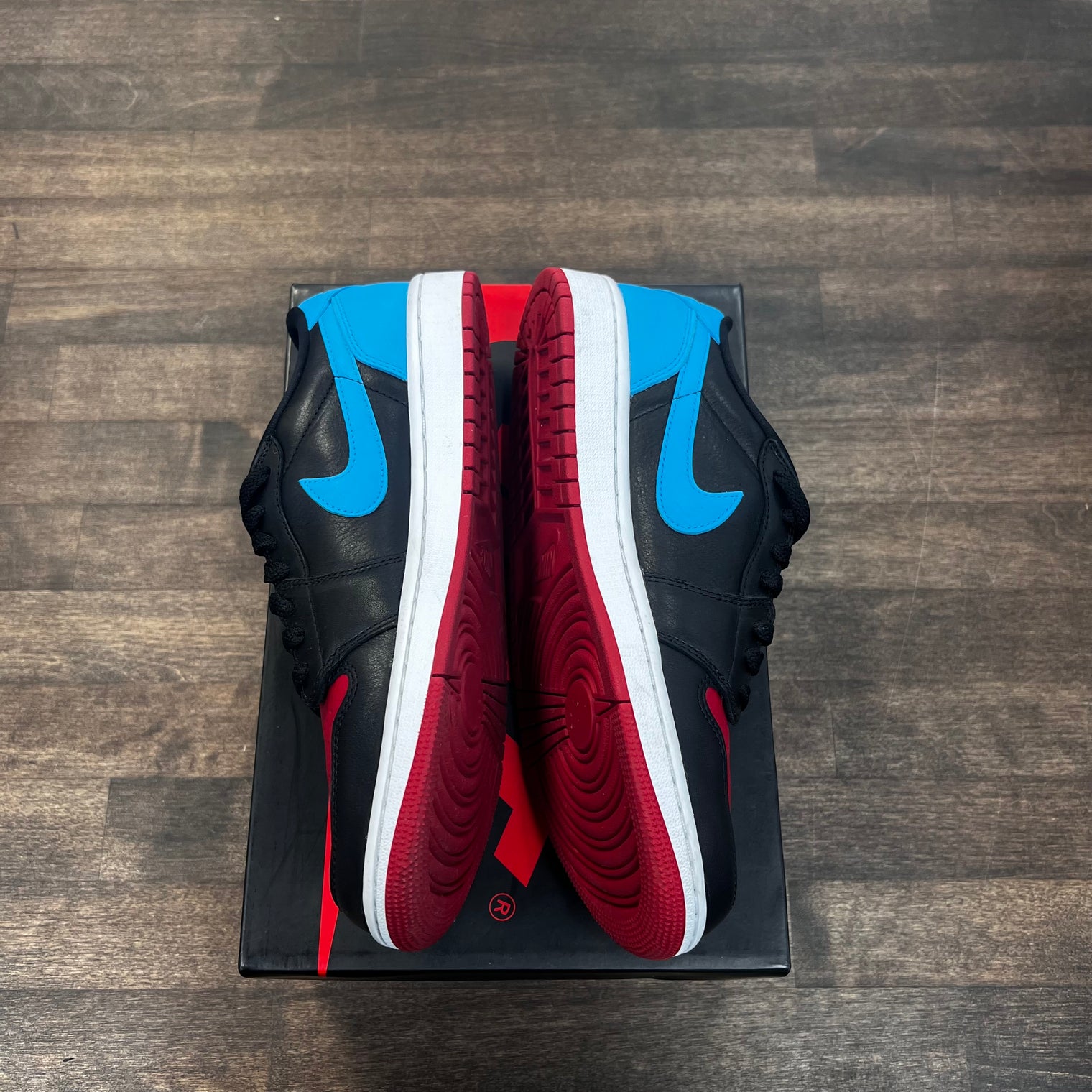 NC to Chi Jordan 1 Low (W) (USED)