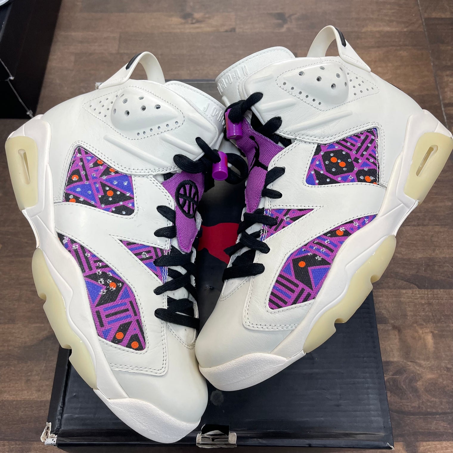 Quai 54 Jordan 6 (USED)
