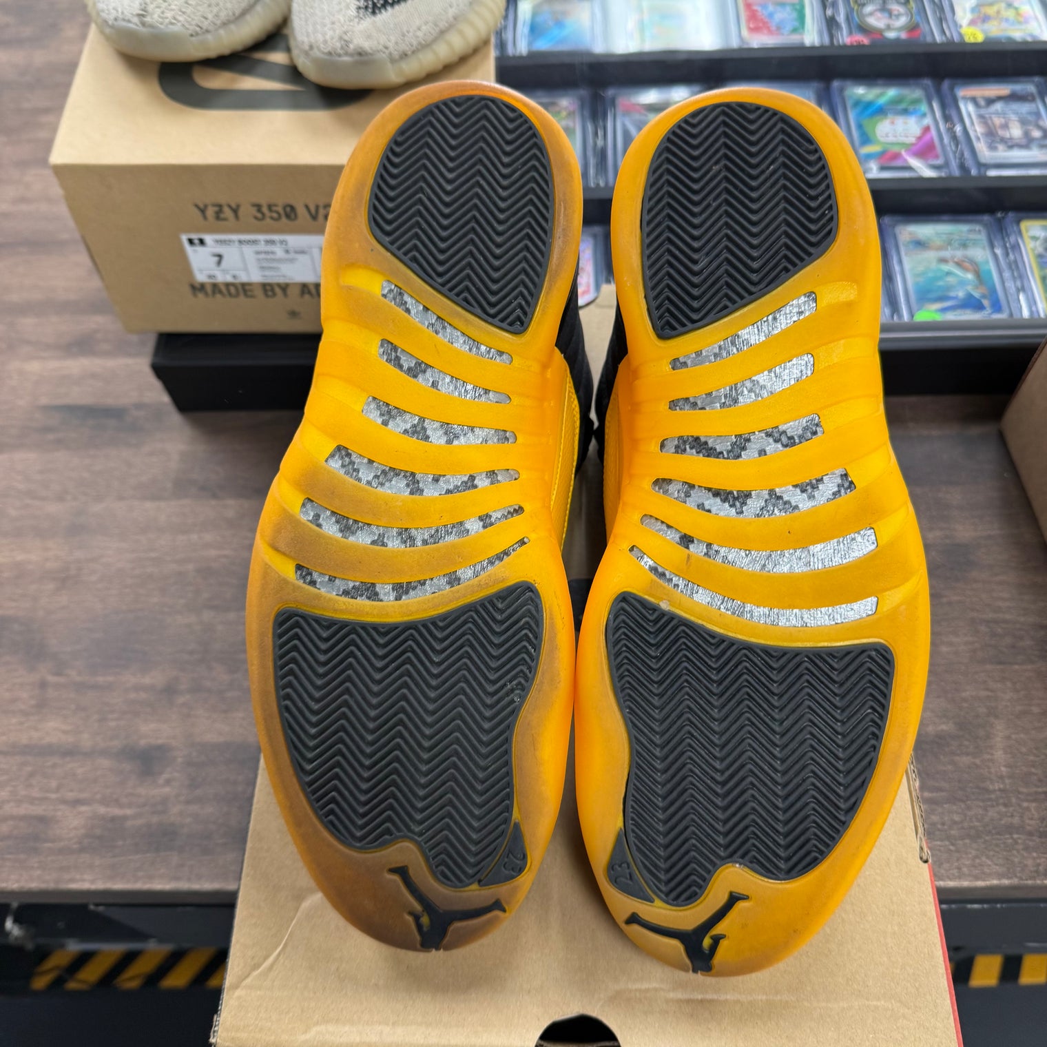 University Gold Jordan 12 (USED)