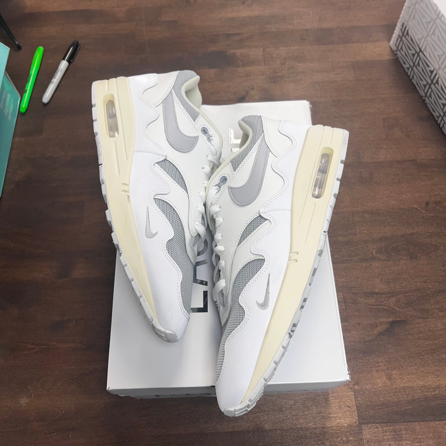 Patta Waves White Air Max 1 (USED)