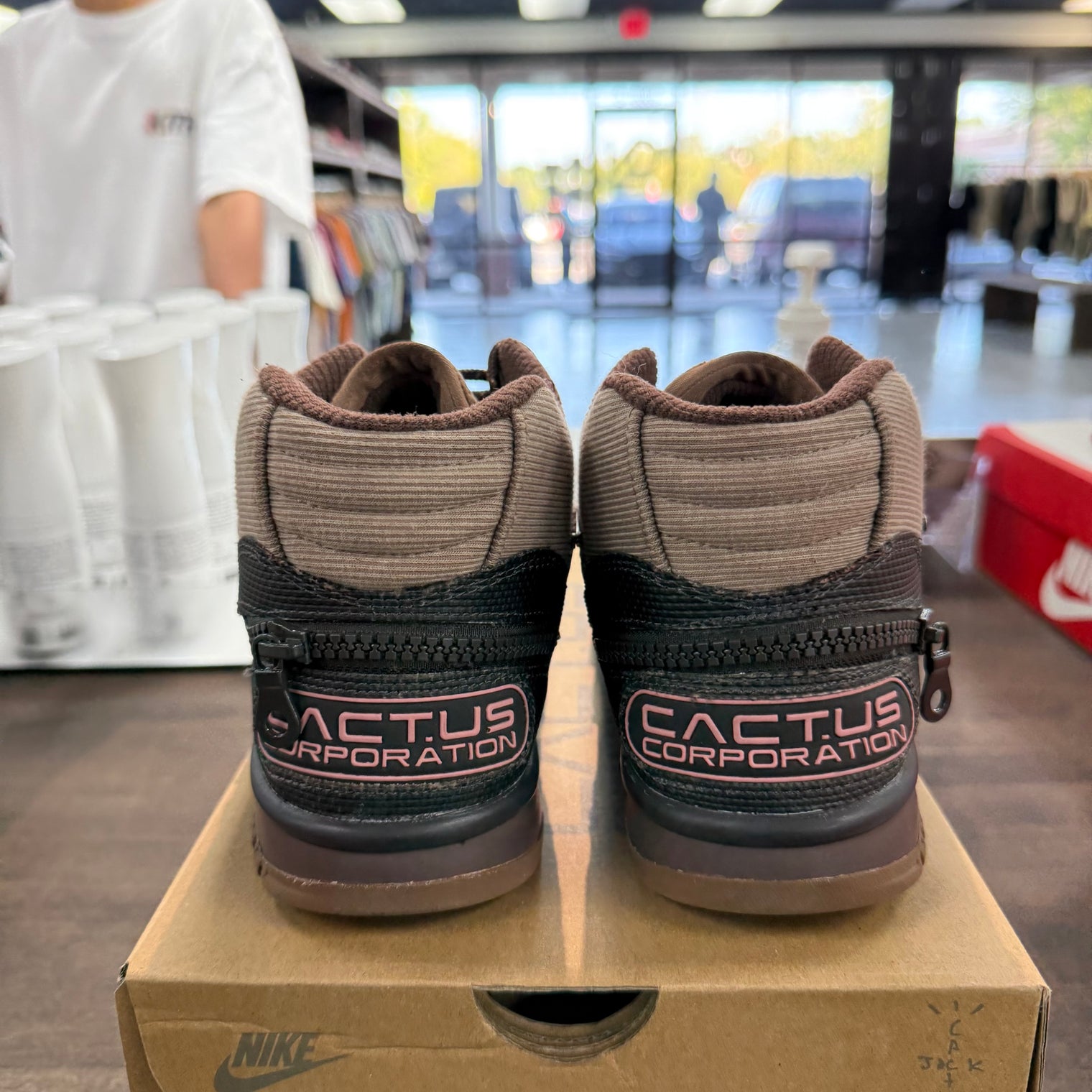 Wheat Travis Scott Air Trainer 1 SP (USED)