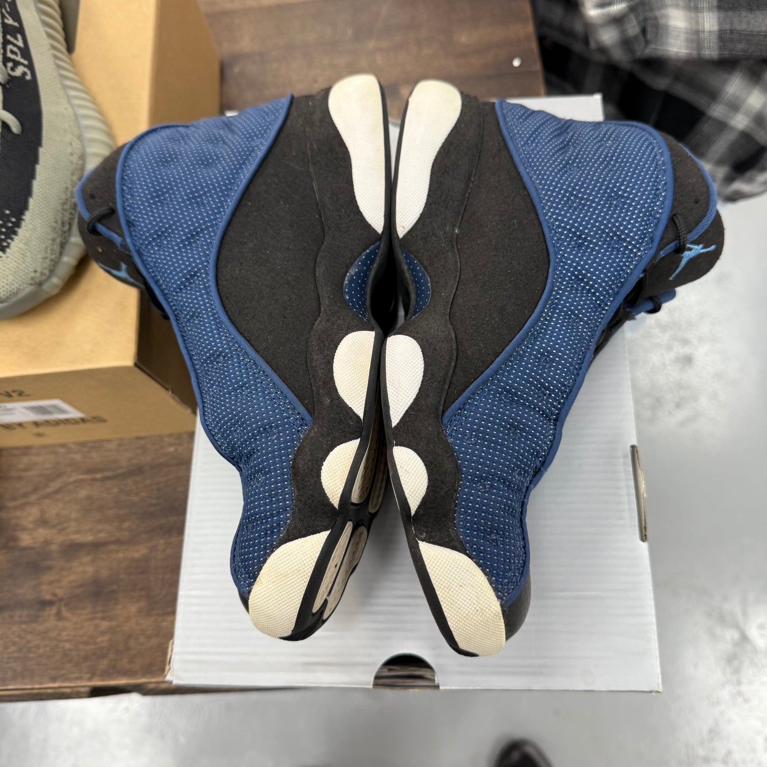 Brave Blue Jordan 13 (USED)