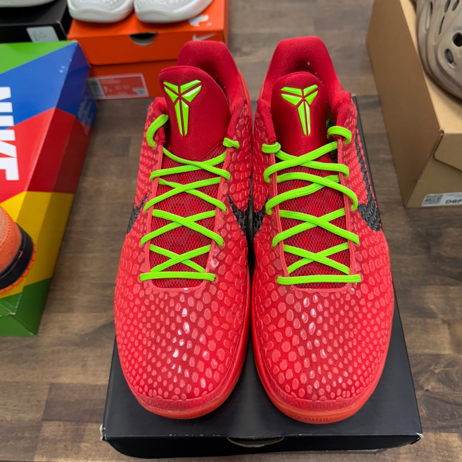 Reverse Grinch Kobe 6 Protro (USED)
