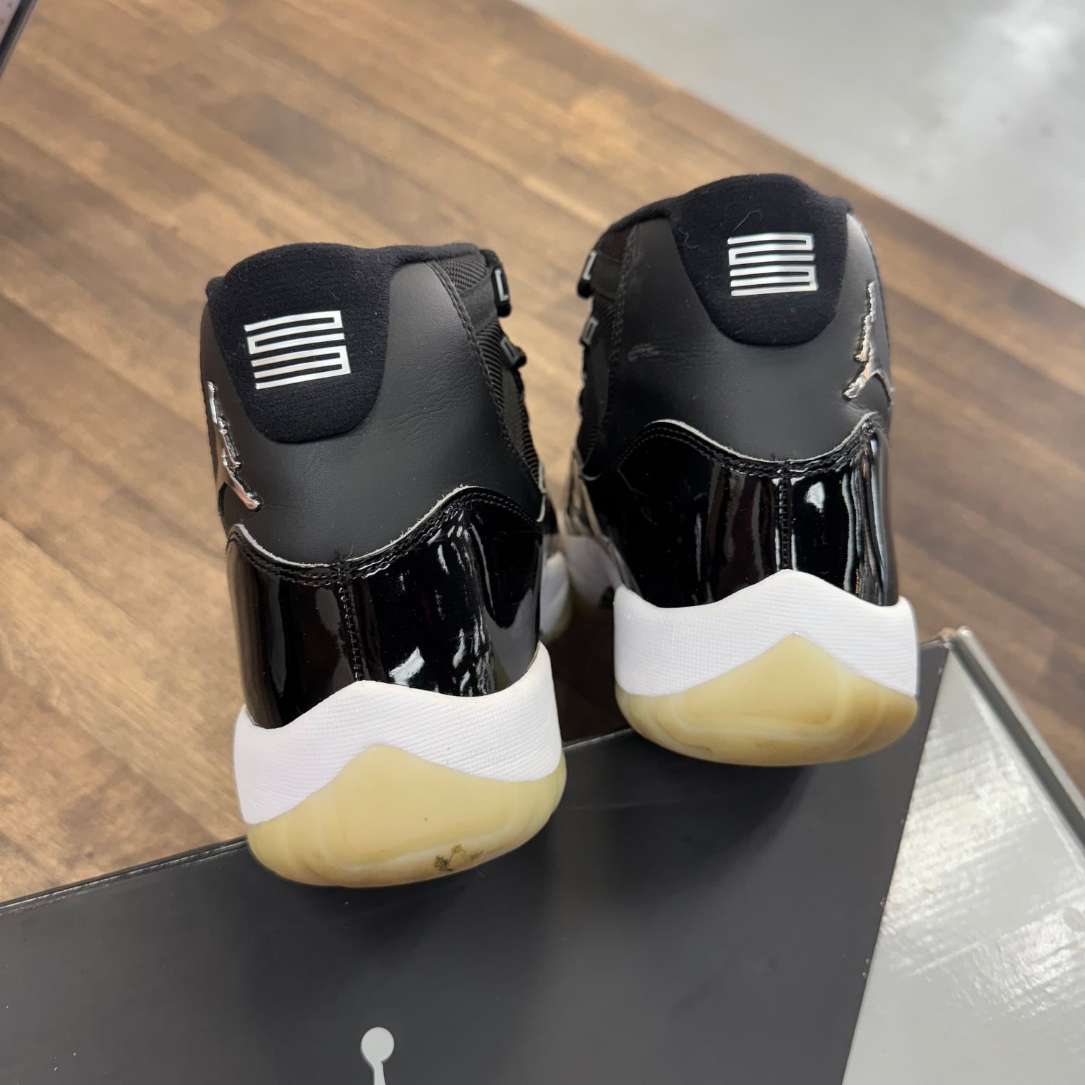 Jubilee Jordan 11 Retro (USED)