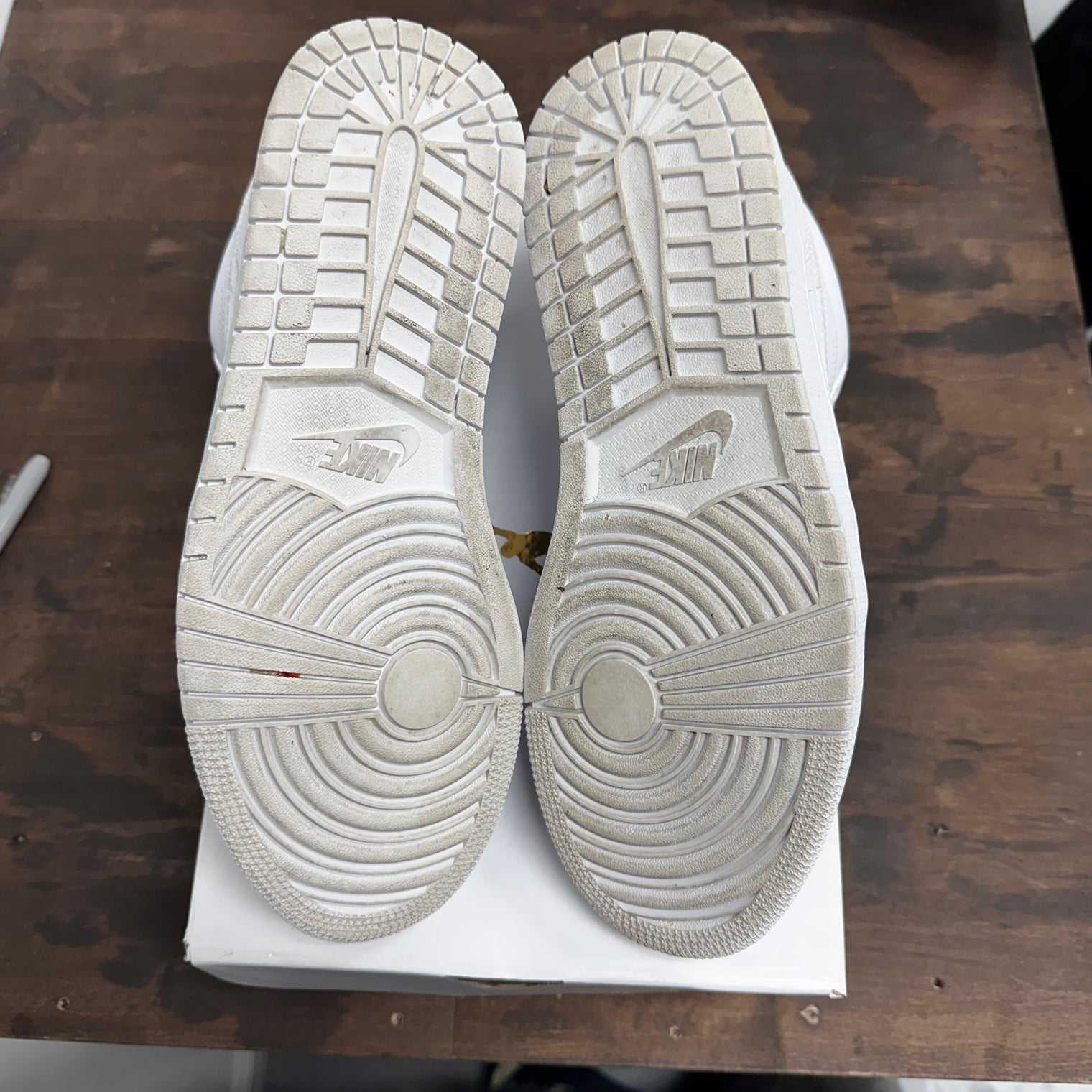 White Jordan 1 Low (W) (USED)