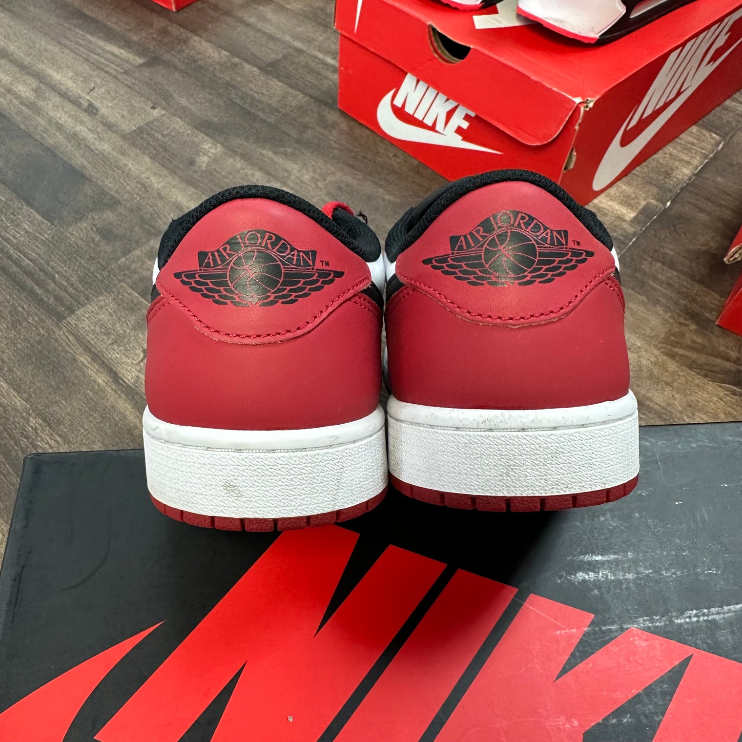 Black Toe Jordan 1 Low OG (USED)