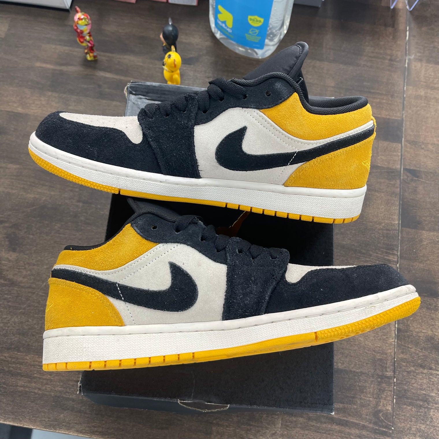 Sail University Gold Black Jordan 1 Low (USED)