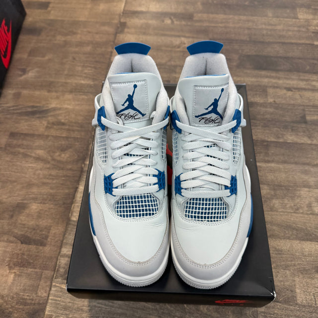 Jordan 4 Retro Military Blue (2024) (US 10.5) (USED)